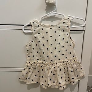 H&M girls top. Perfect condition.